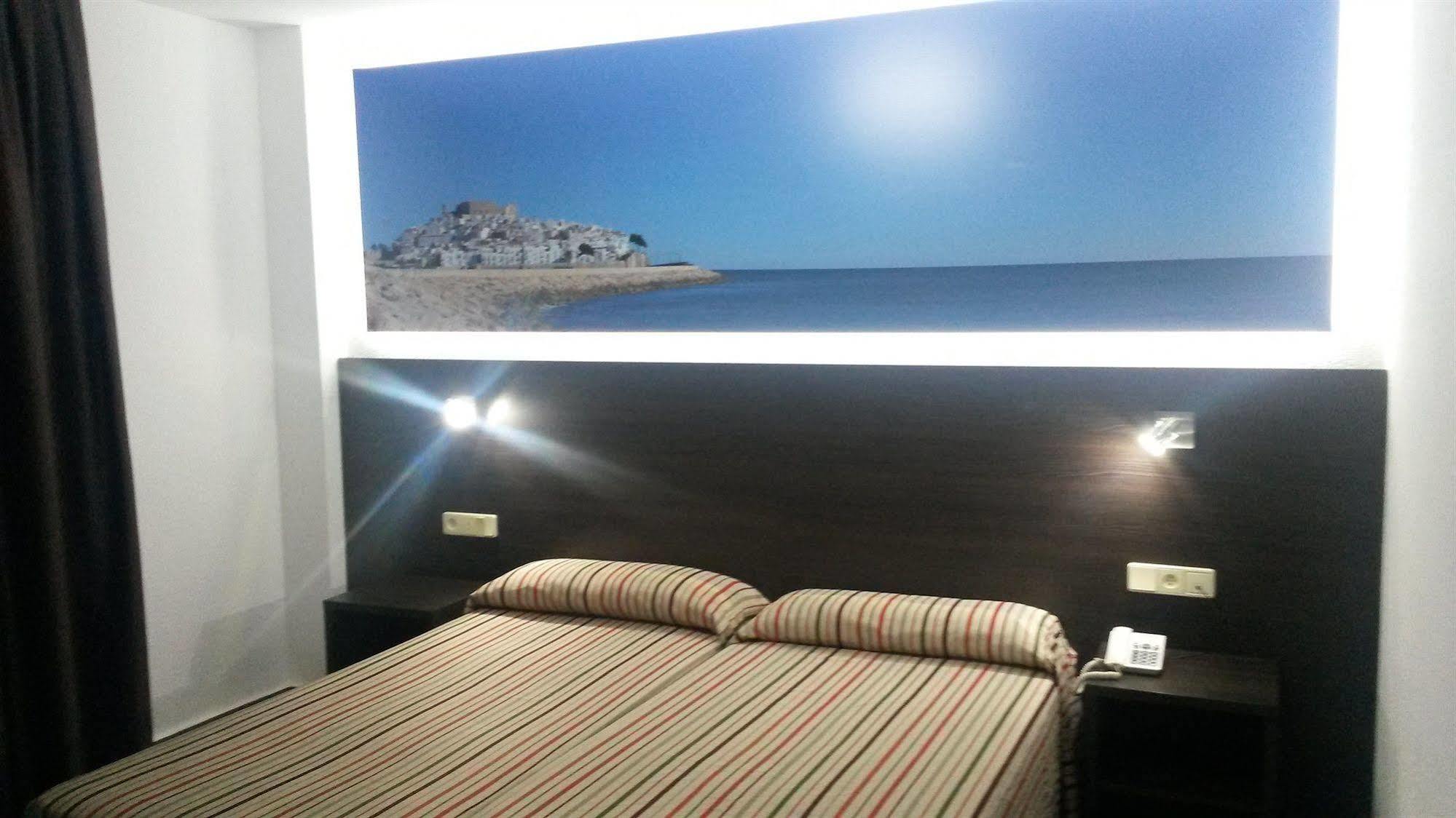 Hotel Prado II Пеньискола Экстерьер фото